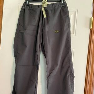 Iguana Med Gray Scrub Pant Size Petite Medium